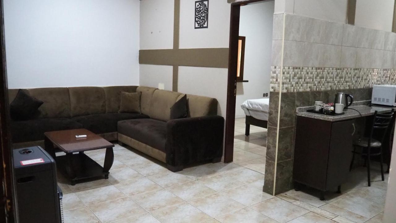 עמאן Al Fawanes Hotel Apartments מראה חיצוני תמונה