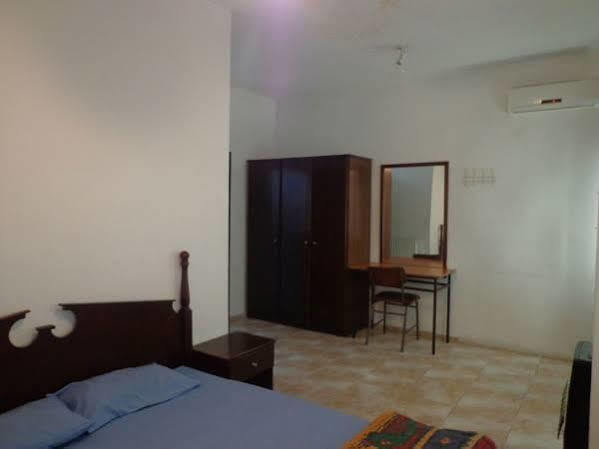 עמאן Al Fawanes Hotel Apartments מראה חיצוני תמונה